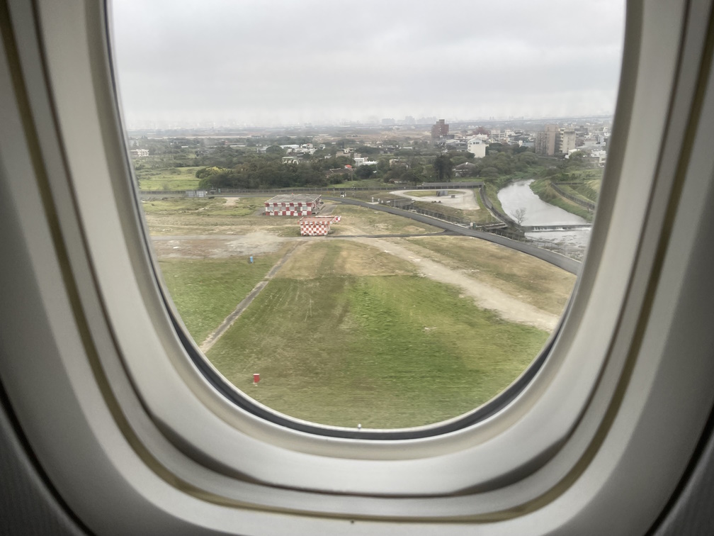 台湾桃園国際空港に着陸直前の景色