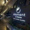 element Kuala Lumpurのネオン