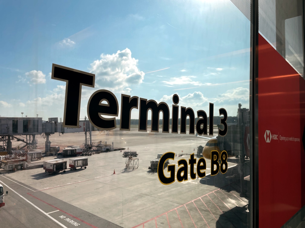チャンギ国際空港 TERMINAL3 Gate B8の連絡橋
