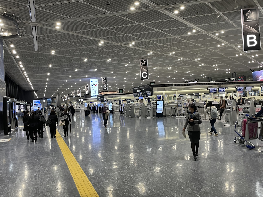 成田国際空港 第1ターミナル 出発ロビー