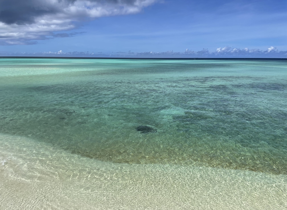 オハマビーチの浅瀬