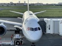 宮古空港に佇むB788