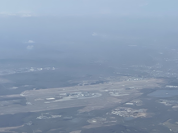 上空から見る新千歳空港