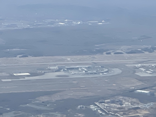 上空からアップで見る新千歳空港