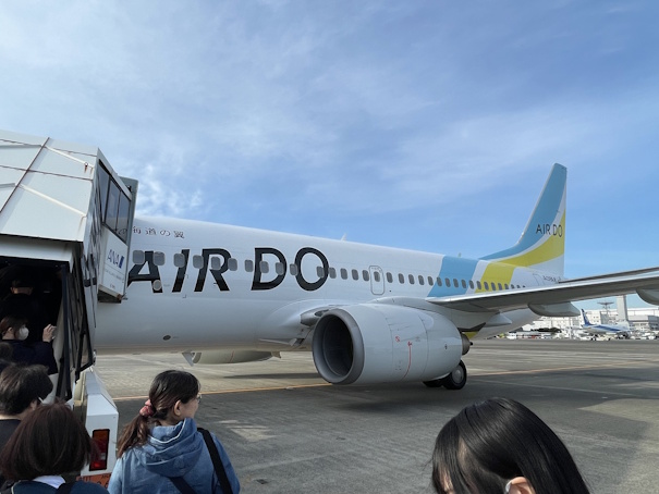 搭乗するB737-700のボディ・エンジン・ロゴなど