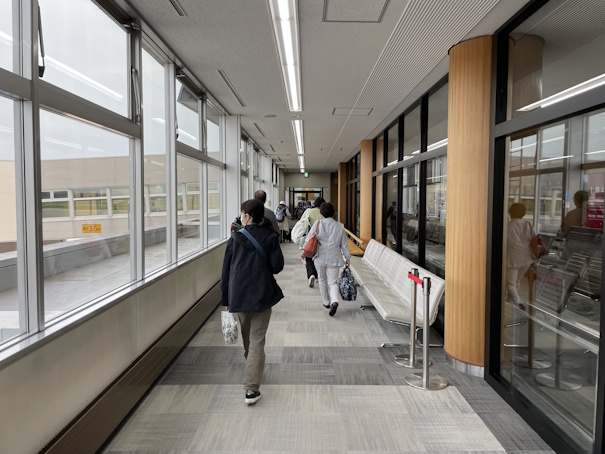 機内っ屁の誘導路